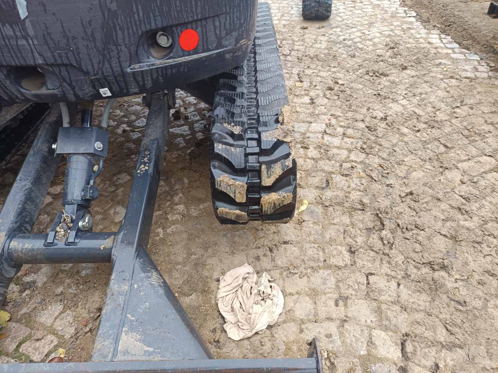 Гумена верига за KUBOTA U53